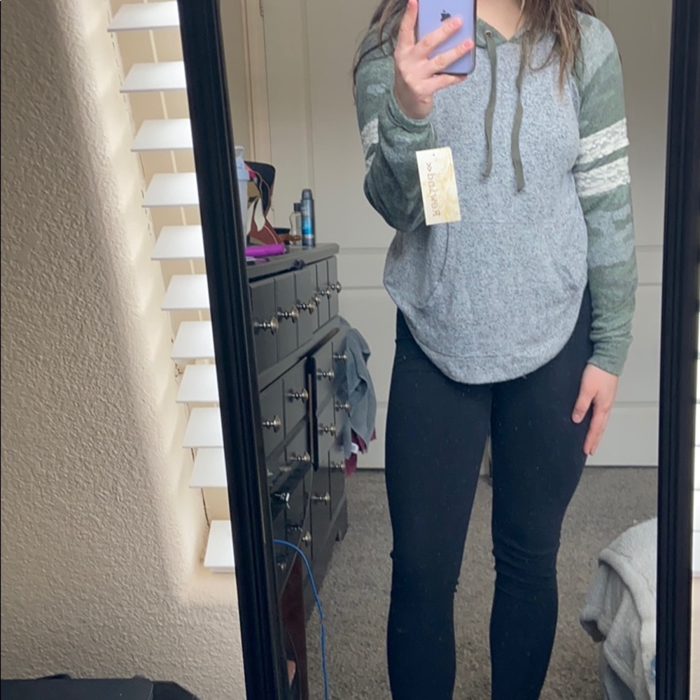 Camo pullover